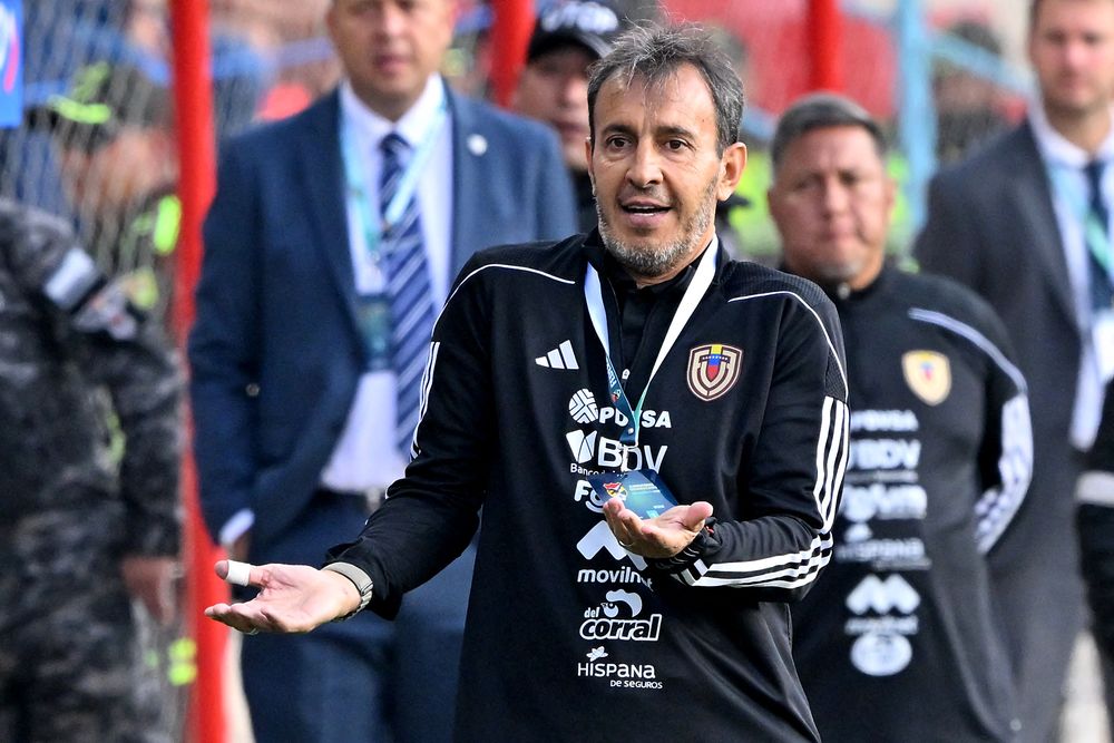 El entrenador argentino de Venezuela, Fernando Batista El entrenador argentino de Venezuela, Fernando Batista