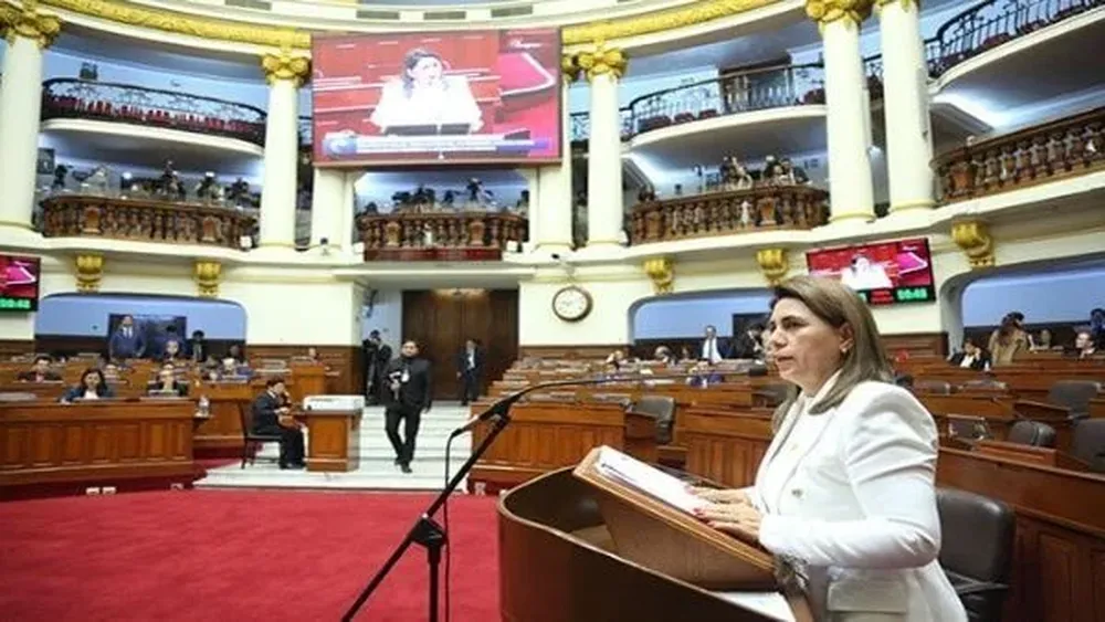 La ministra de Salud de Perú, Rosa Gutiérrez