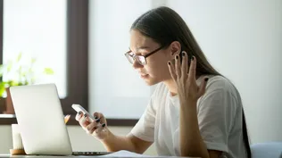 ¿Cómo elegir una profesión en un mercado laboral cada vez más cambiante y con demasiada información? Los consejos de los expertos