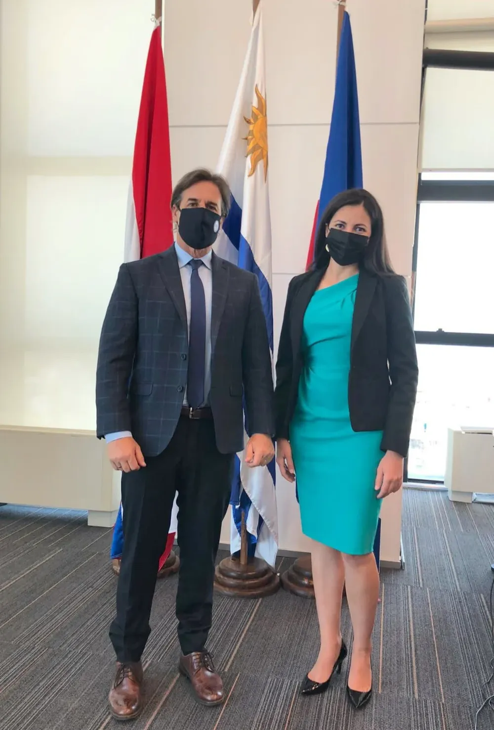 Luis Lacalle Pou con Rosa María Payá