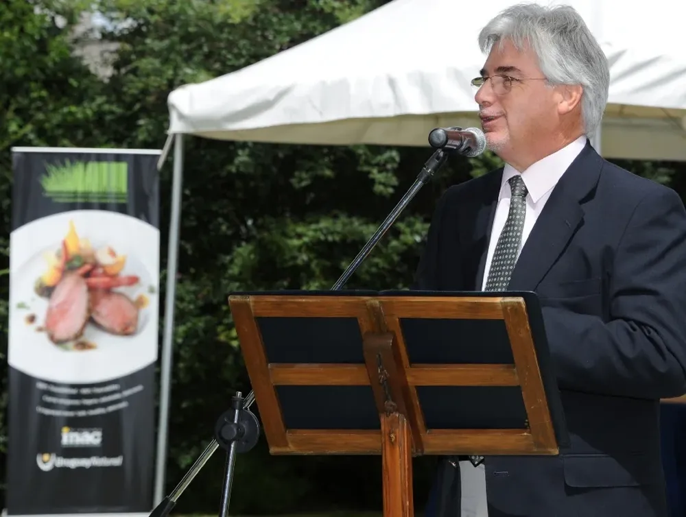 El ministro Aguerre en su discurso en la sede de la Unión Europea en Montevideo