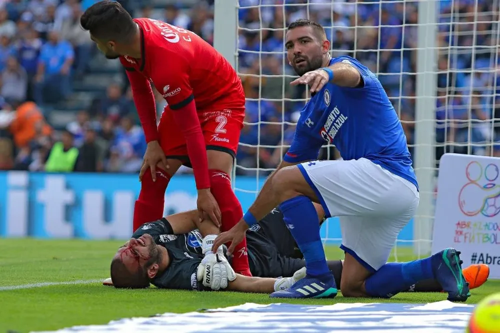Martín Cauteruccio pide auxilio para Lucero Álvarez