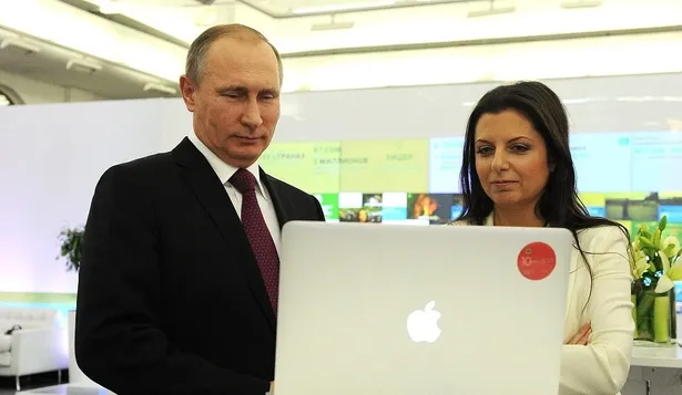 Margarita Simonián, directora de RT, y el presidente ruso Vladimir Putin