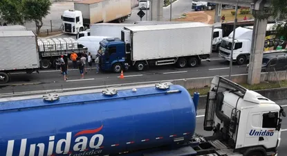 Los sindicatos dejan a Temer al borde del abismo
