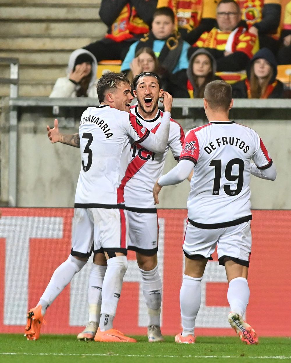 Festejo del Pacha Espino por la Liga Conferencia de UEFA