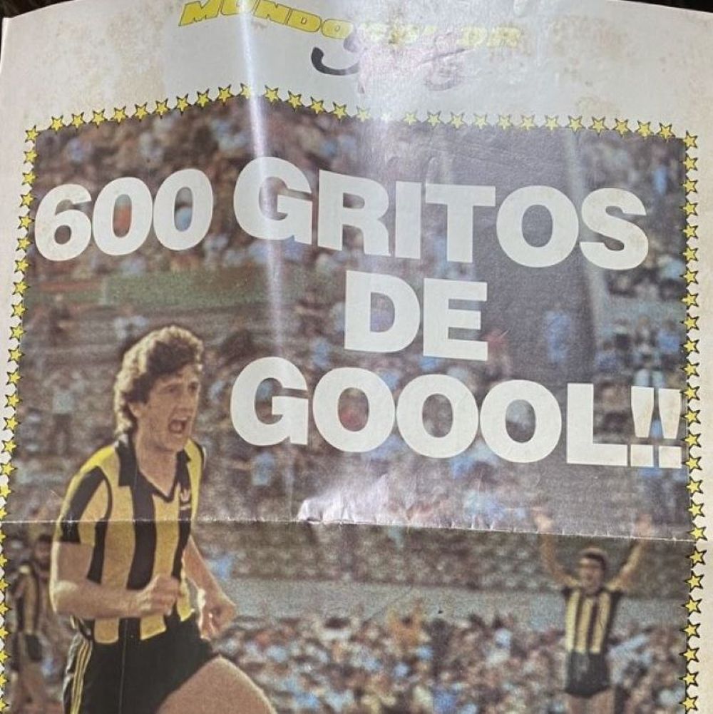 El poster de Mundocolor, el diario vespertino de El País, sacó un poster por los 600 goles de Fernando Morena El poster de Mundocolor, el diario vespertino de El País, sacó un poster por los 600 goles de Fernando Morena