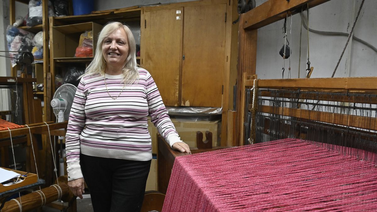 De su cooperativa en Paysandú a un desfile de Gabriela Hearst en Nueva York: la historia de Mabel en Manos del Uruguay y la resistencia de las artesanas en un mundo de consumo voraz