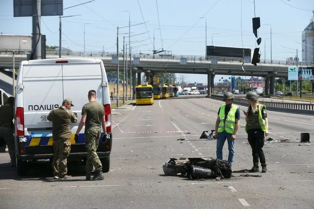 El alcalde de Moscú informó que el ataque sólo causó “heridas leves en dos personas y daños menores en edificios”