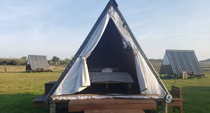 Tipis, las carpas que se pueden encontrar en Villa Pancha.