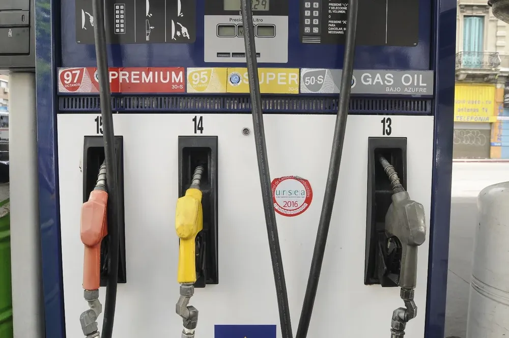 Las combustibles se mantuvieron sin ajuste en abril.