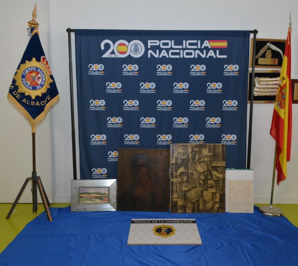 Agentes intervienen cuatro pinturas falsas de Picasso y Palencia que se comercializarían por 13 millones de euros. EUROPA PRESS