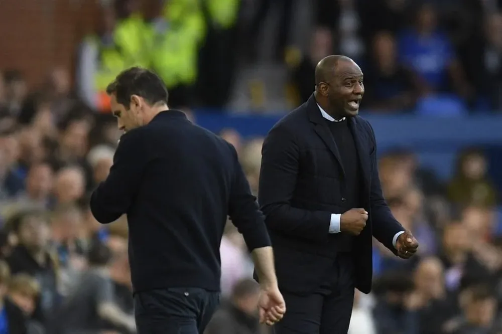 Patrick Vieira junto a Frank Lampard
