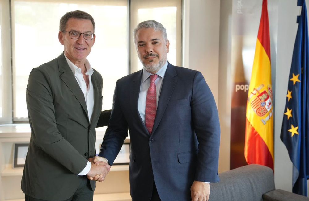 Alberto Nuñez Feijóo y el ex presidente de Colombia Iván Duque