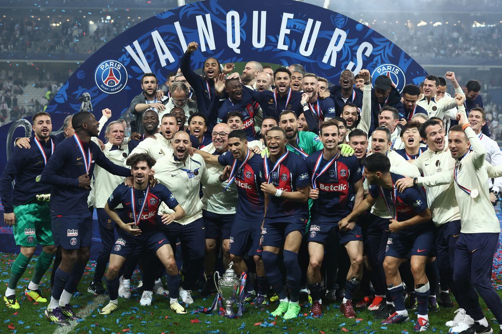Paris Saint-Germain fue campeón de la Copa de Francia; el uruguayo Manuel Ugarte aparece celebrando a la derecha de la foto