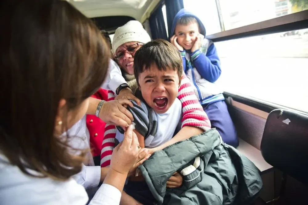 Lunes 30. Vacunación contra la gripe en Tres Cruces.