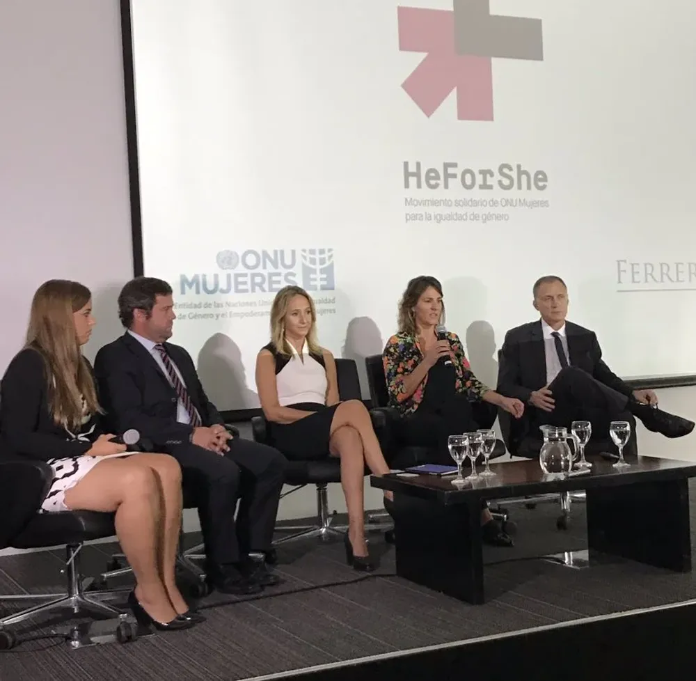 Agustina Sanguinetti, Agustín Mayer, Verónica Raffo, Magdalena Furtado y Nelson Mendiburu