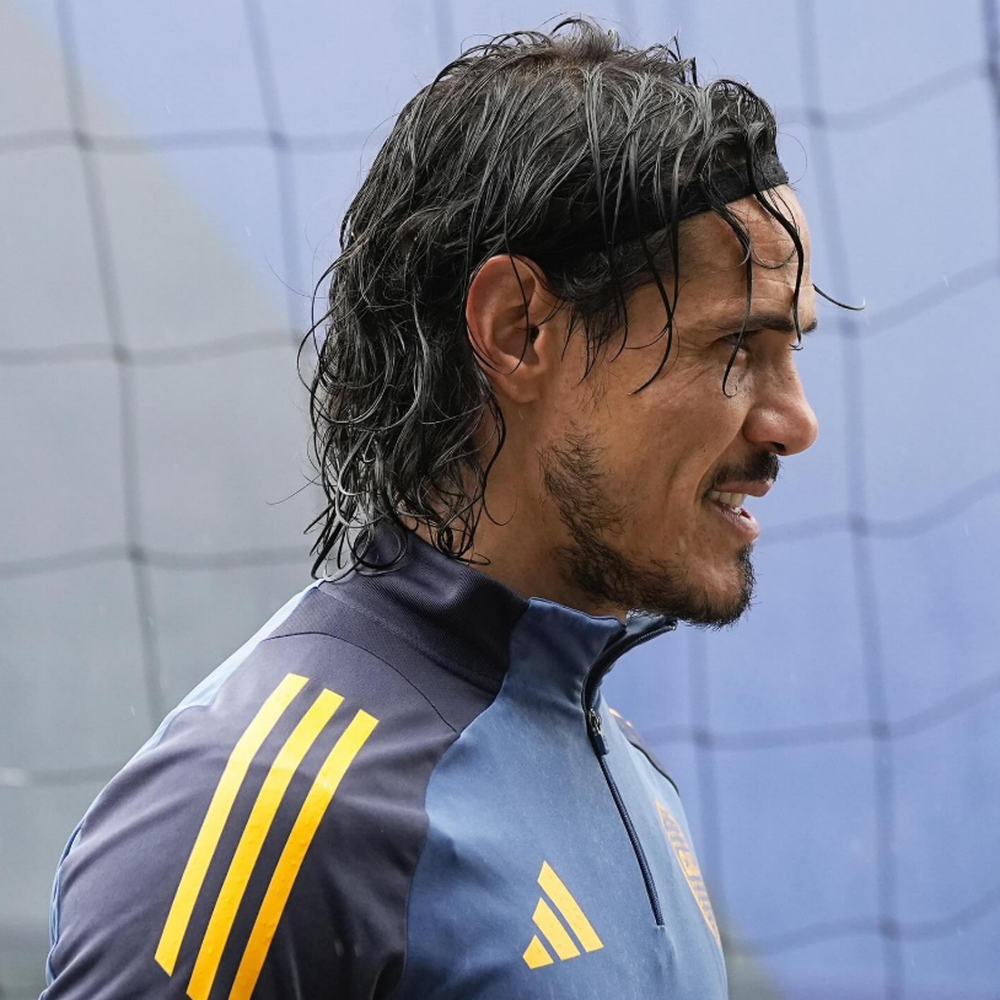 Cavani en un entrenamiento de Boca Juniors Cavani en un entrenamiento de Boca Juniors
