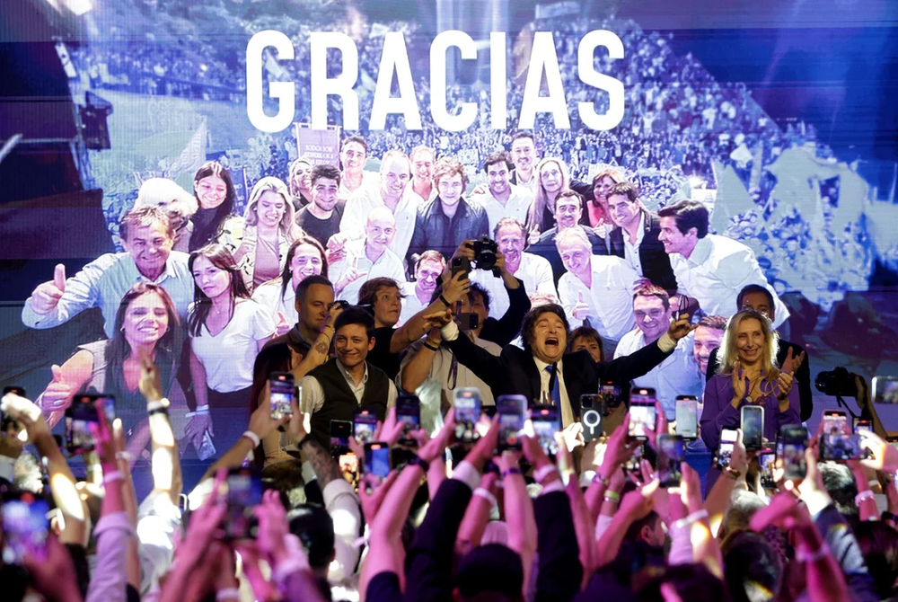 Luego del triunfo, Javier Milei convocó a todos, menos a los kirchneristas, para construir un país más normal y mejor.