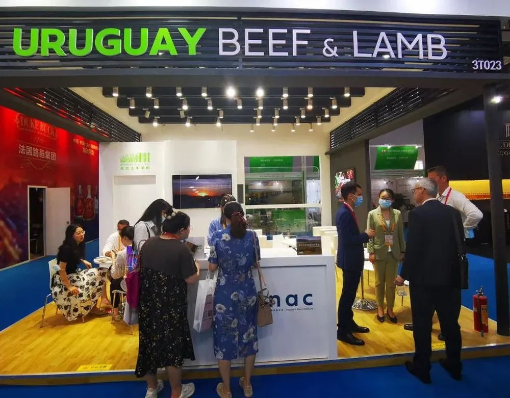 Stand del INAC en una nueva feria de promoción de carnes y concreción de negocios en China.