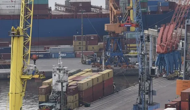 Sindicato mantiene reclamo de empleo en barcos paraguayos