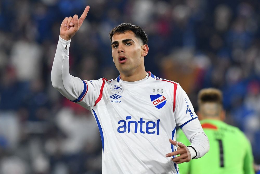 Lucas Villalba en Nacional