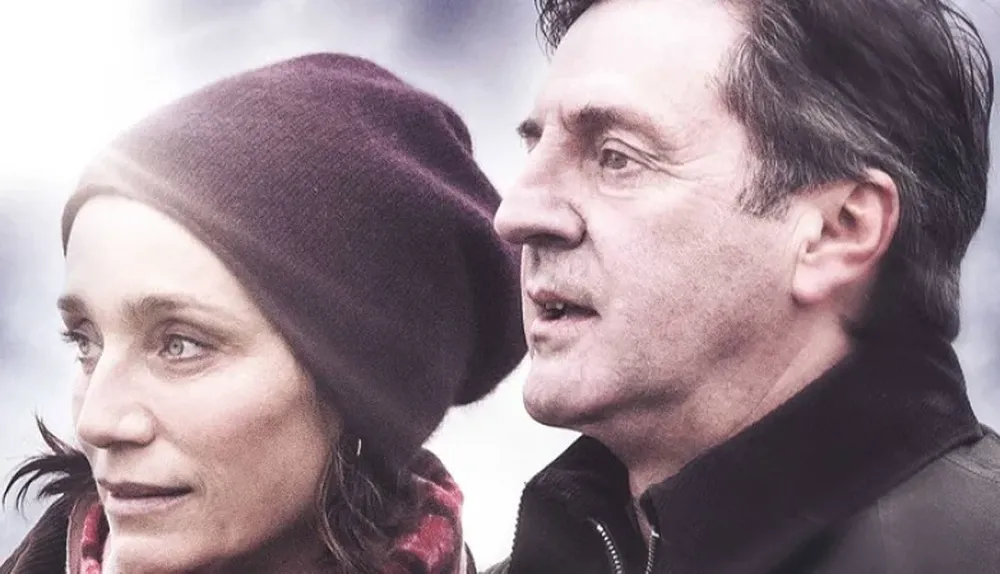 Kristin Scott-Thomas y Daniel Auteuil en Antes del frío invierno