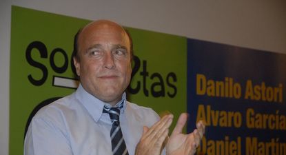 ?hace un ano que busco familiarizarme con los problemas de la intendencia?