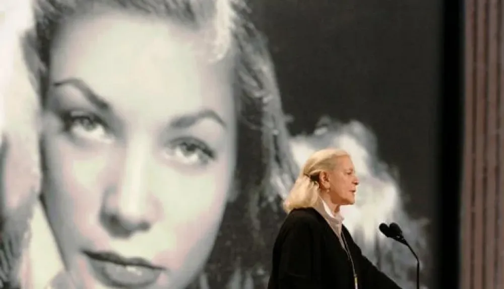 Lauren Baccal en 2006, al hablar en la entrega de los premios Oscar