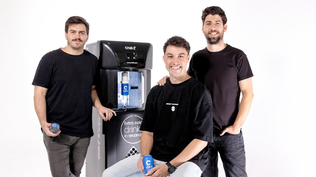 Eligieron Uruguay para probar una máquina que enfría bebidas en 30 segundos, sellaron alianza con las principales cadenas de supermercados y ahora buscan posicionarse en un nuevo segmento