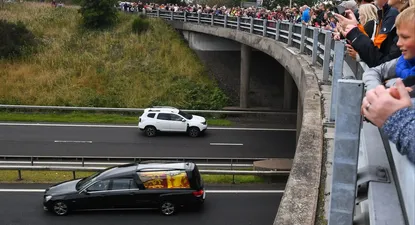 El cortejo de la reina Isabel II