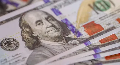 Dólar por debajo de los $ 38 en Uruguay