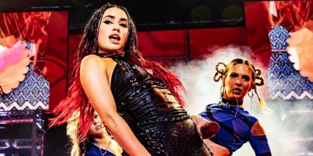 LALI VELEZ ENTRADAS.jpg}.jpg