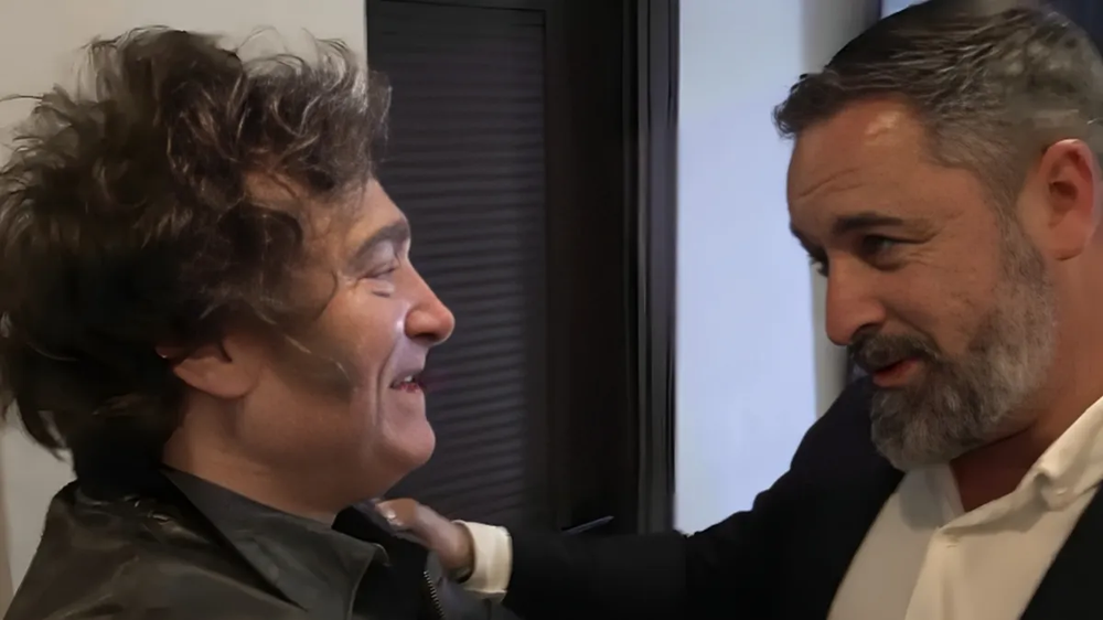 (Izq) Javier Milei, (Der) Santiago Abascal
