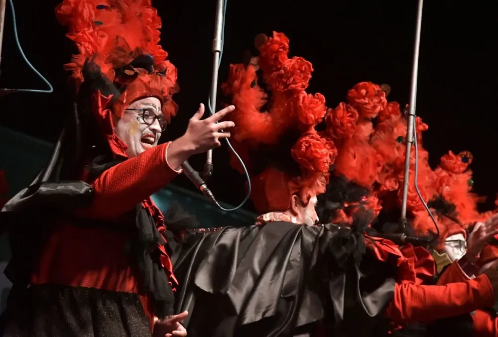 Arranca la zafra de actuaciones de conjuntos de carnaval en los tablados.