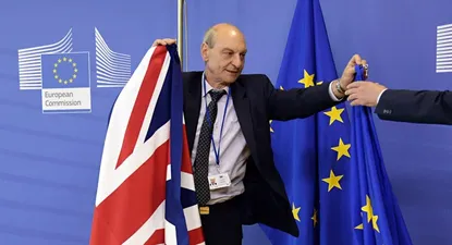 S&P baja la calificación a la Unión Europea tras el Brexit