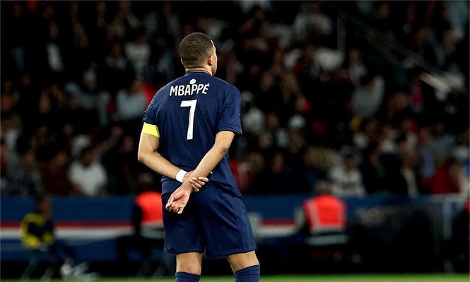 Kylian Mbappé se despide del PSG.