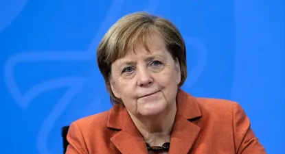 Angela Merkel anunció medidas a través de una conferencia de prensa virtual