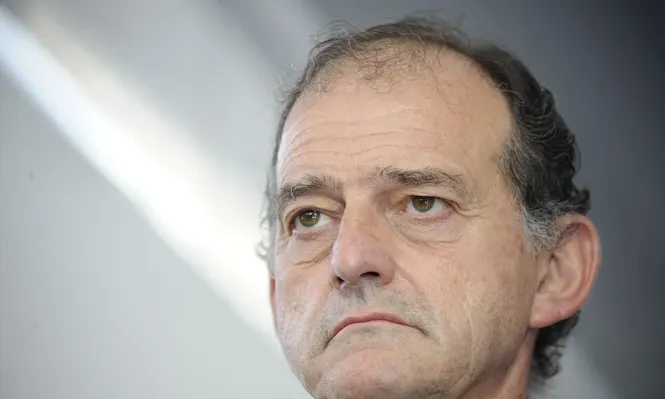 El líder de Cabildo Abierto, Guido Manini Ríos, a la salida de una reunión en Torre Ejecutiva.