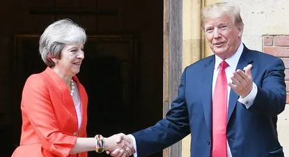 La entrevista fue publicada horas antes de su reunión con May.