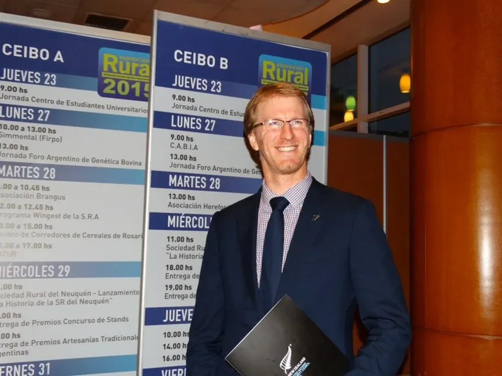 Embajador de Nueva Zelanda, Hayden Montgomery