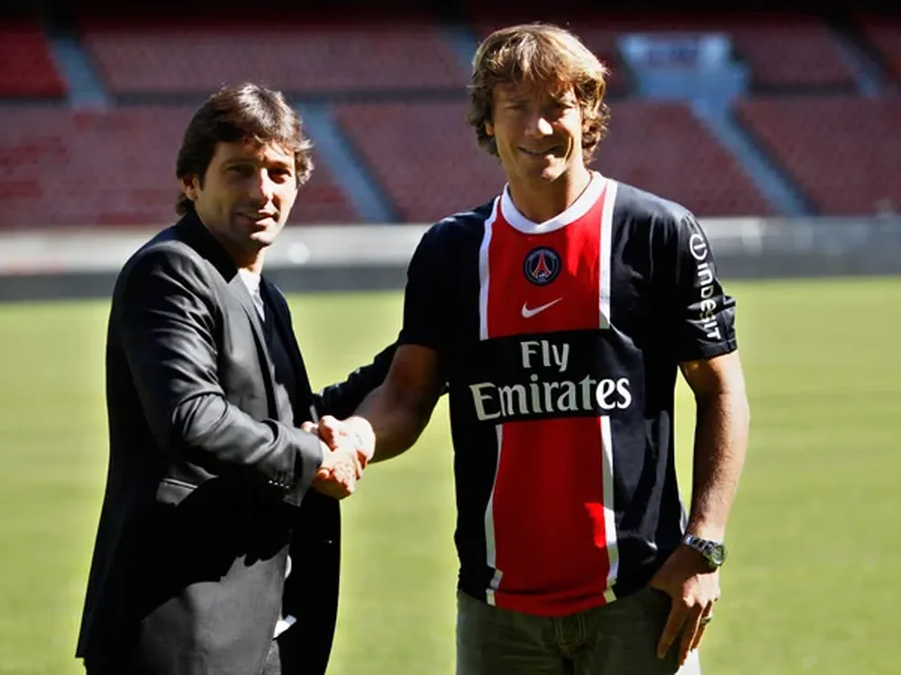 Lugano el día de su presentación en PSG