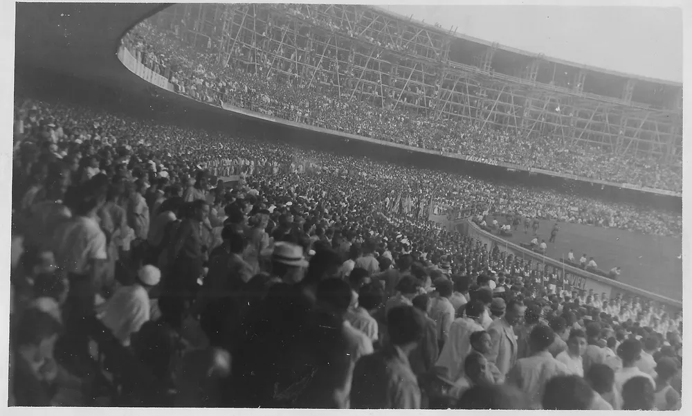 Imagen de la tribuna en la final de 1950 entre Brasil y Uruguay en el Maracaná. Imagen de la tribuna en la final de 1950 entre Brasil y Uruguay en el Maracaná.