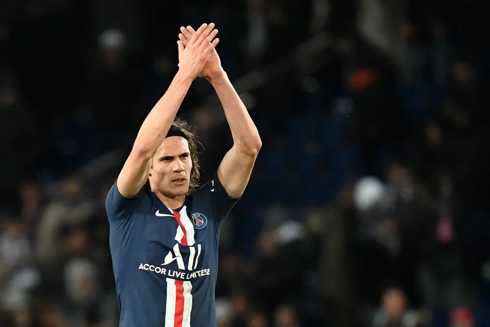 En PSG, Cavani lleva 200 goles, artillero histórico del club parisino