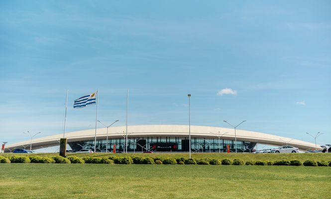 El Aeropuerto de Carrasco fue reconocido como el mejor de la región por la calidad de sus servicios y el nivel de experiencia del pasajero