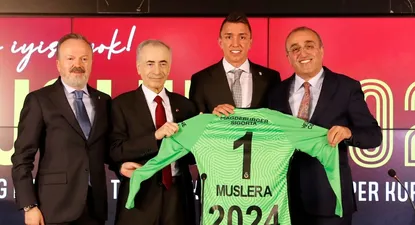 Muslera renovó hasta 2024