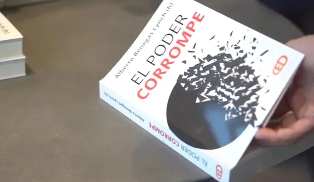 El poder corrompe