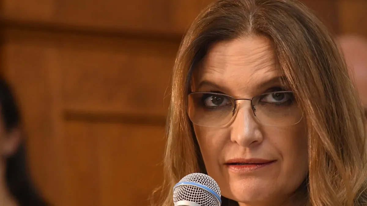 Nueva ministra de Salud, Karina Rando, dijo que récord de suicidios ...