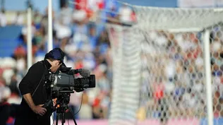 La Comisión de Defensa de la Competencia detectó riesgos de prácticas anticompetitivas en los contratos de la AUF por derechos de TV y le ordenó importantes limitaciones