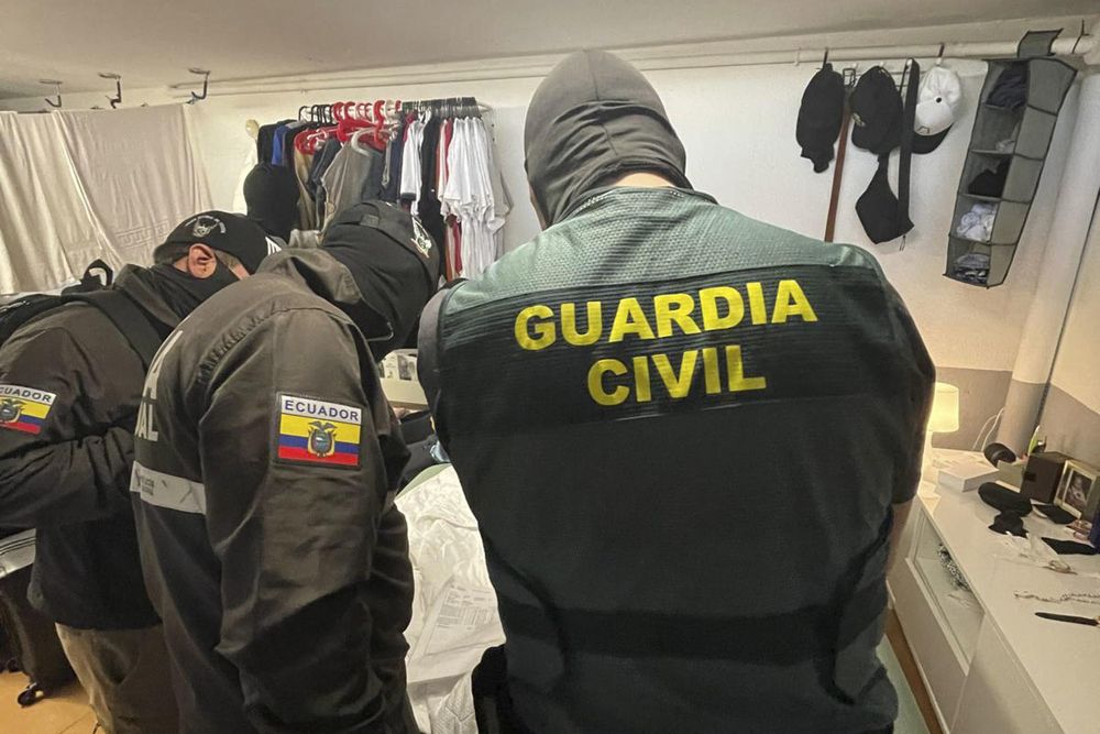 La Guardia Civil en colaboración con la Policía de Ecuador detuvo a los líderes de la banda Los Tiguerones. EFE
