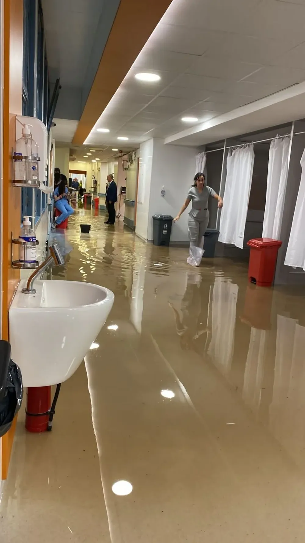 Así quedó la emergencia del Hospital de Clínicas